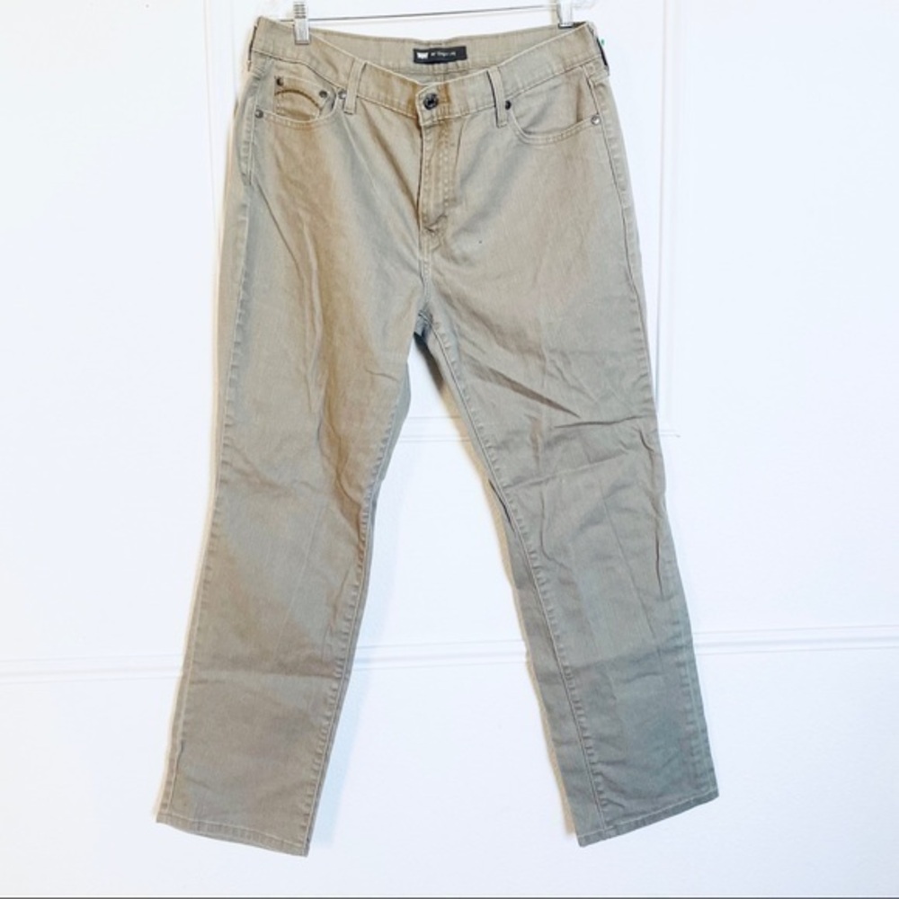 Levi’s 505 straight leg high rise jeans plus size